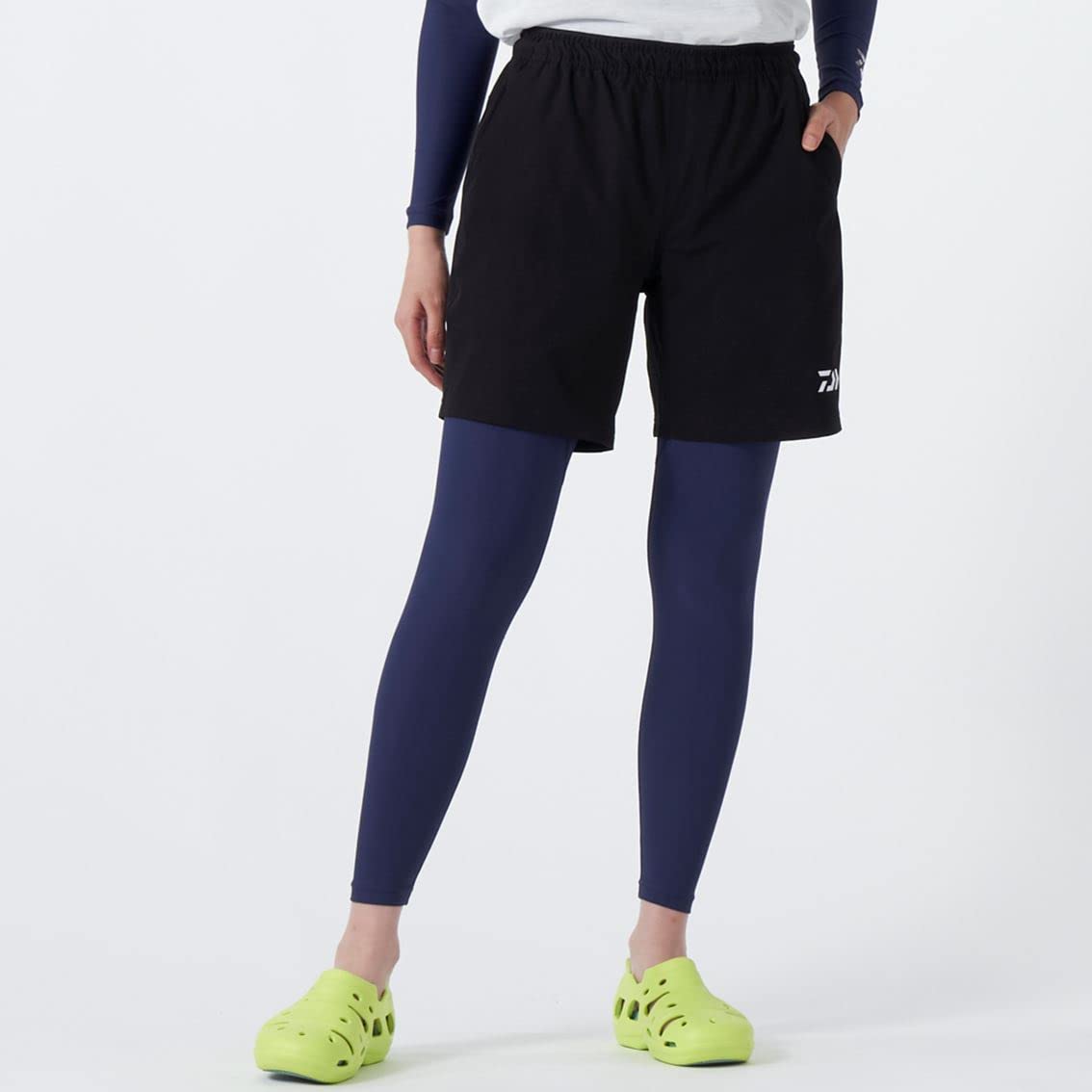 新品！Daiwa ズボン 楽天市場】ナイロン パンツ（ブランドダイワ）（スポーツ